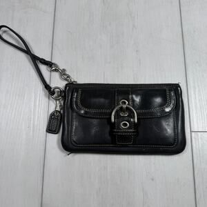 Coach Women’s Black Leather Vintage Soho Buckle Wristlet Purse